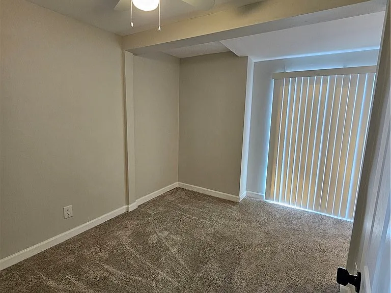 1226 W Palm Ave — Photo 3
