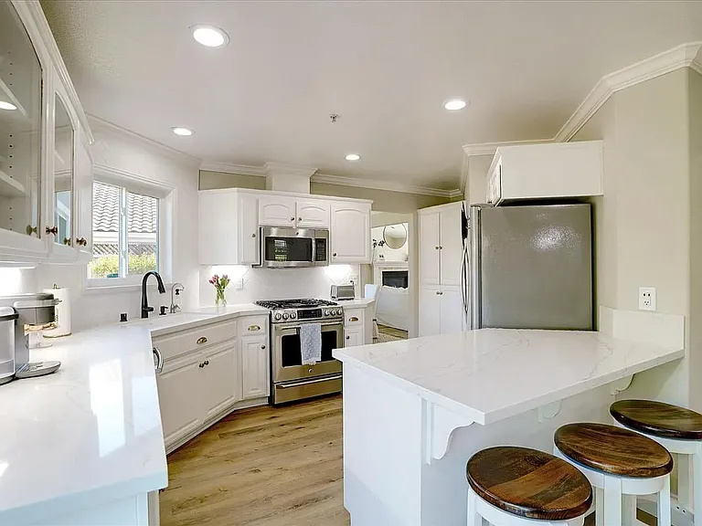 16940 Pine Way — Photo 15
