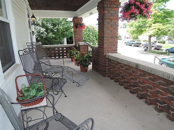 4th image of 2048 Pershing Blvd