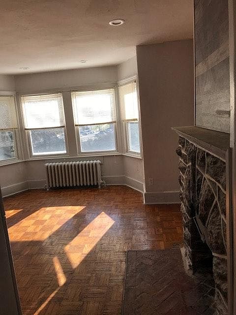 2805 W Queen Ln APT 2F, Philadelphia, PA 19129 | Zillow