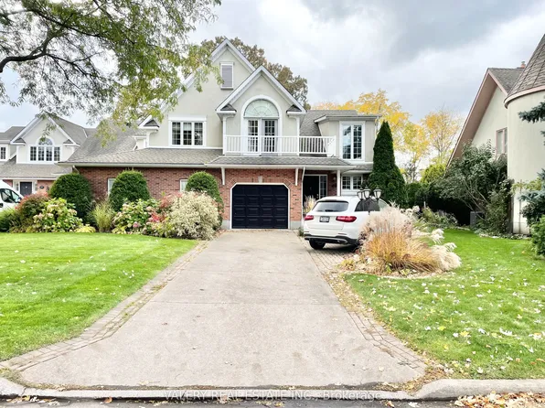 12 Weatherstone Ct, Niagara On The Lake, ON L0S 1J0