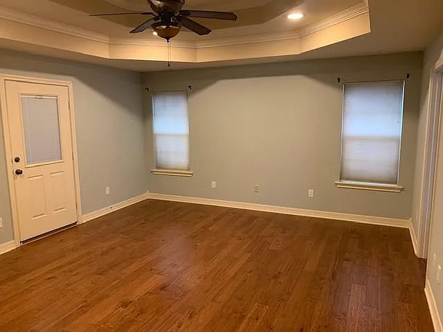 1707 Valley Brook Ln — Photo 12
