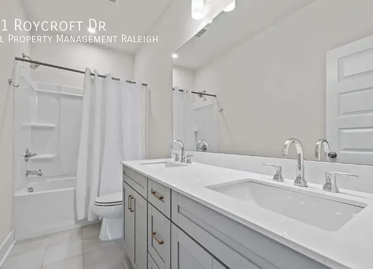 521 Roycroft Dr — Photo 12