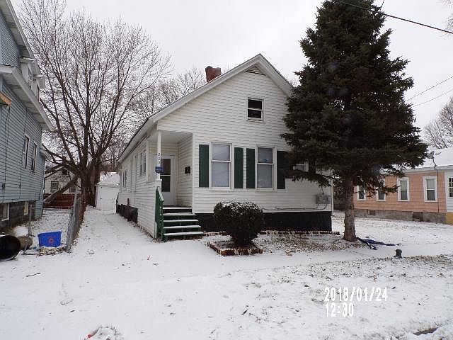 1st image of 209 Grumbach Ave #2