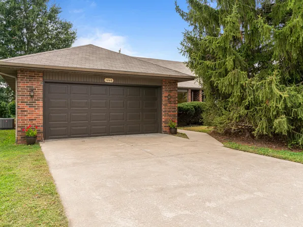 1446 E Powell Street, Springfield, MO 65804