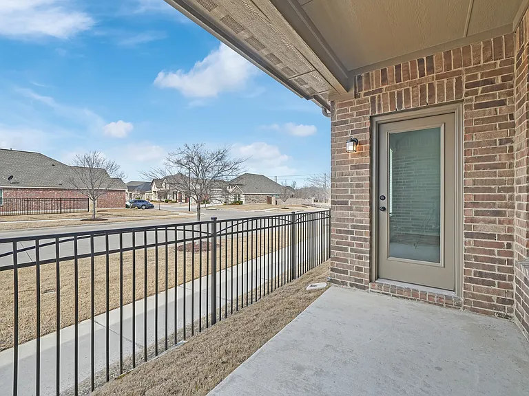 2650 Bechtol St — Photo 27