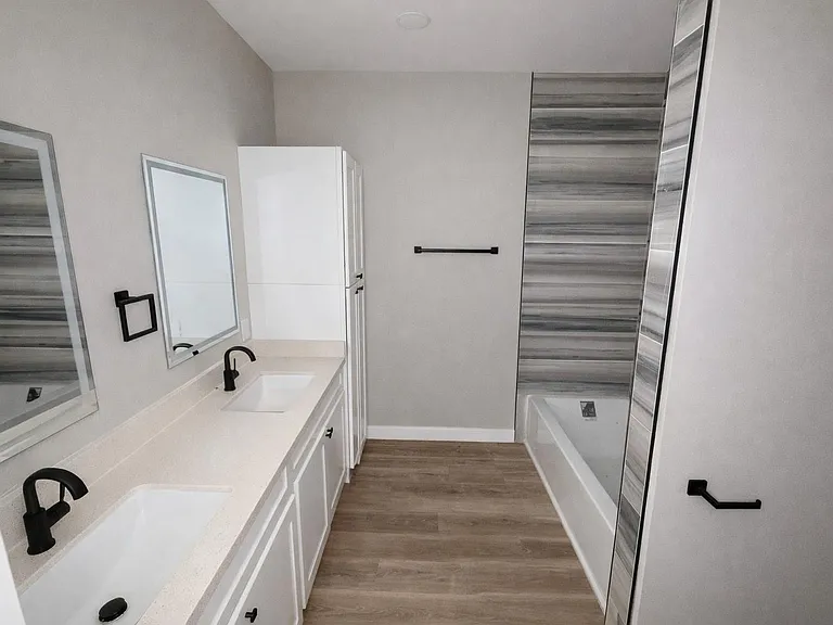 1422 W Willis St #A — Photo 4