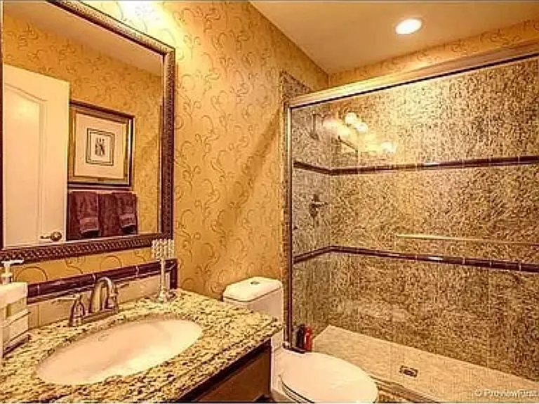 2342 Hummingbird St #2 — Photo 3