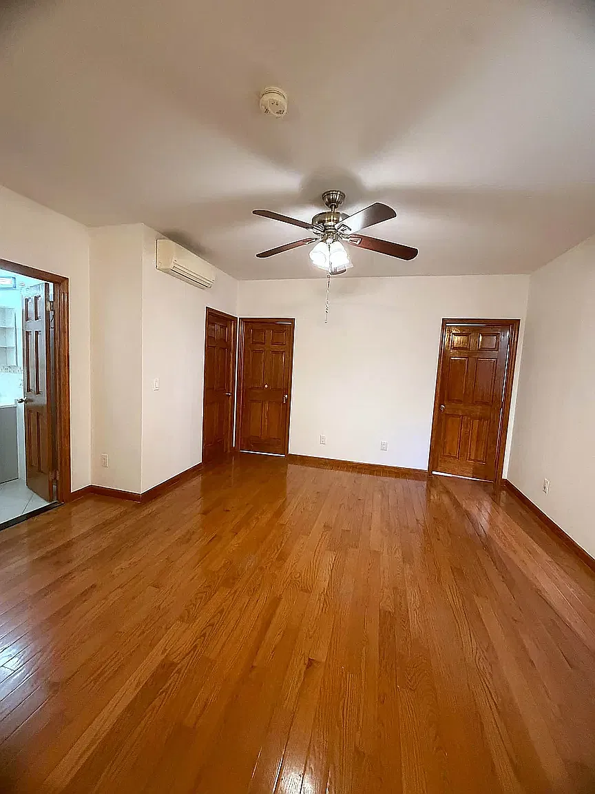 14 Orchard Street — Photo 3