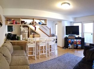 403 7th Ave SE, Minneapolis, MN 55414