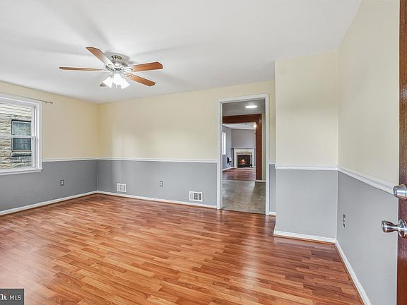 4th image of 4810 Odell Rd