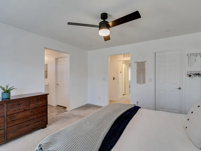 77 Alamere Falls Dr — Photo 34