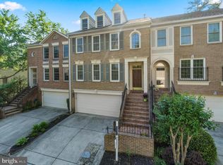 10960 Bloomingdale Dr, North Bethesda, MD 20852