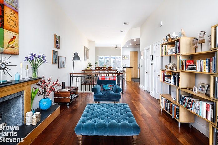 1st image of 584 Pacific St APT 1