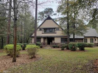 563 Ben Hogan Dr, Dublin, GA 31021