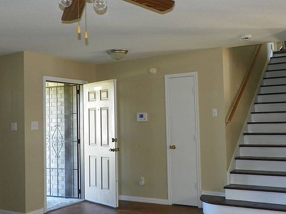 3rd image of 4605 Dartmouth Dr