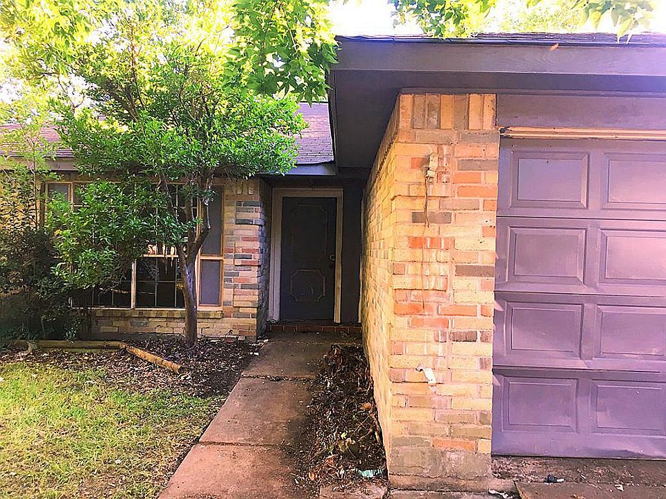 1st image of 14007 Bay Gardens Dr