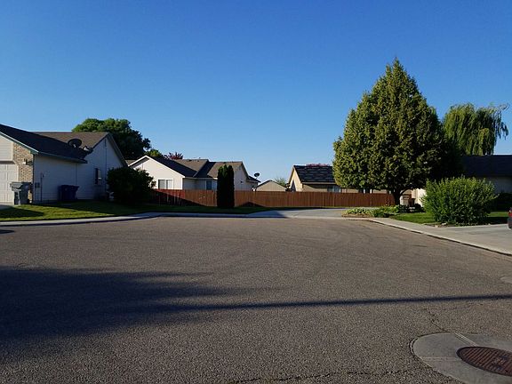 5th image of 2012 W Eaglecrest Dr