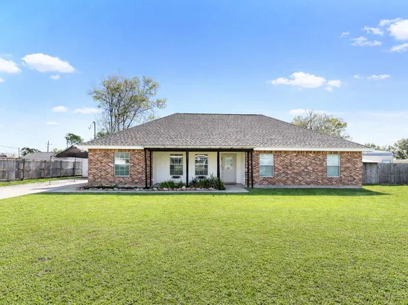 105 Bayou Vista Dr, Thibodaux, LA 70301
