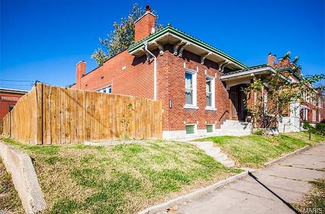 1st image of 3343 Texas Ave