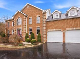 1940 Cascades Rd, Blacksburg, VA 24060