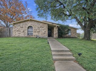 3102 Overglen Dr, Garland, TX