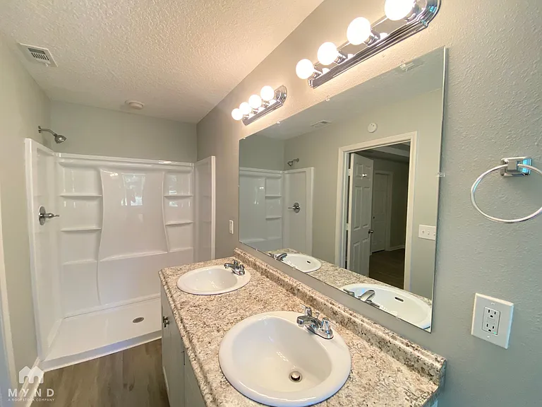 11053 Campus Heights Ln — Photo 7