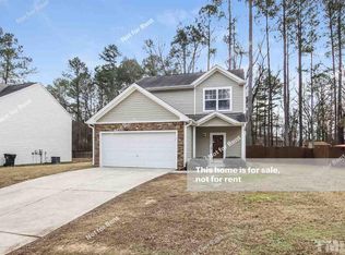 1079 Heritage Manor Dr, Raleigh, NC 27610