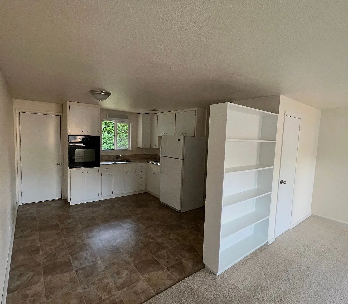 1 bed, 1.0 bath, $1,475 — Photo 3