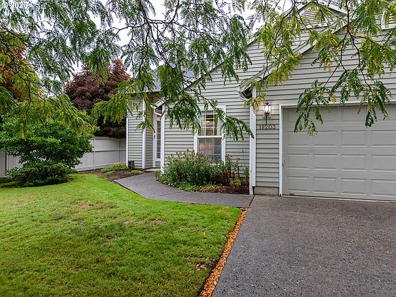 5th image of 18203 SE 16th St