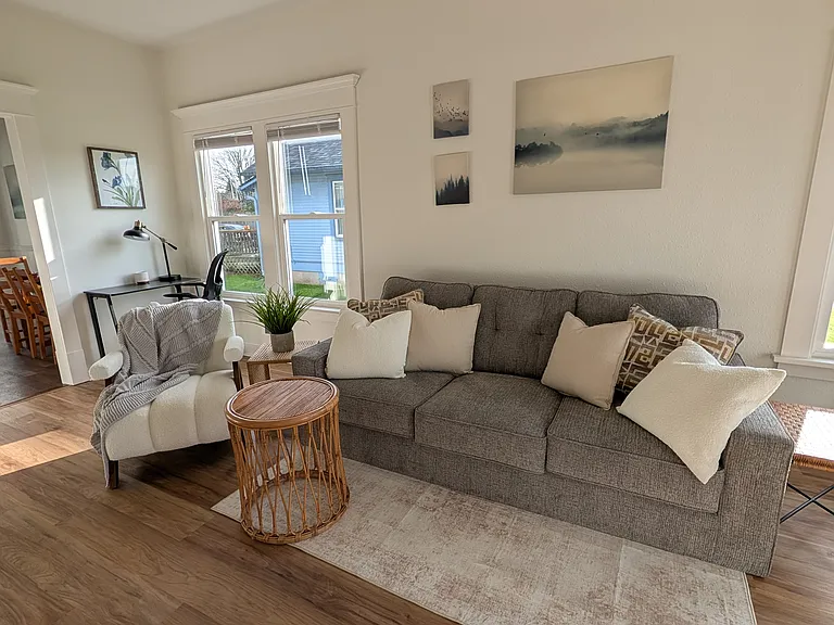 2423 Highland Ave #1 — Photo 6