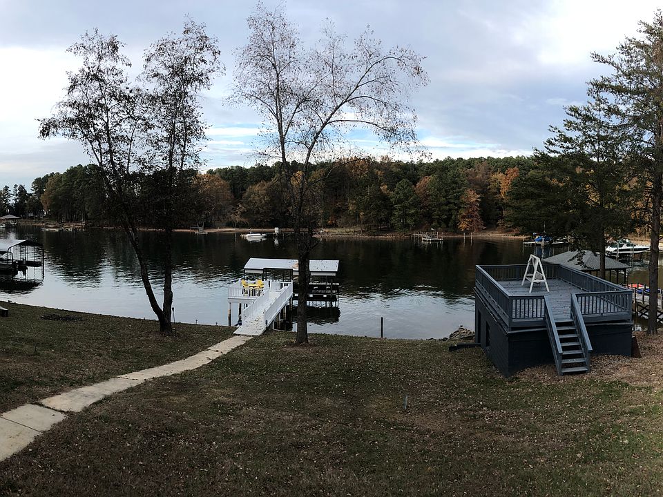 1st image of 116 Lucent Ln