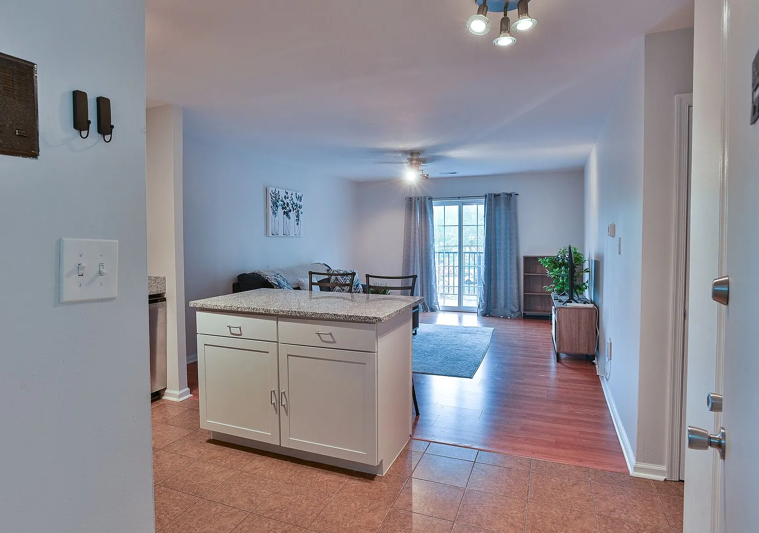 2109 Cedar Run Dr — Photo 3