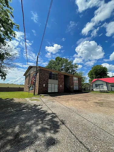 307 Canada St Photo 1