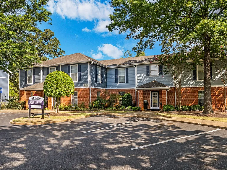 Oak Hollow Apartments — Photo 45