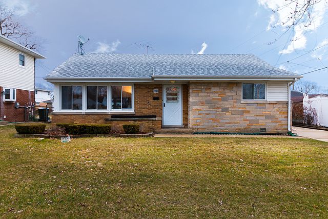 1st image of 9023 Oconto Ave