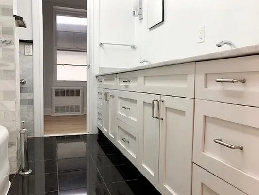 Rented by City Connections Realty | media 7