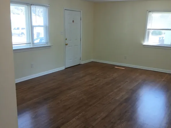 433 Rogers Ave, Hampton, VA 23664