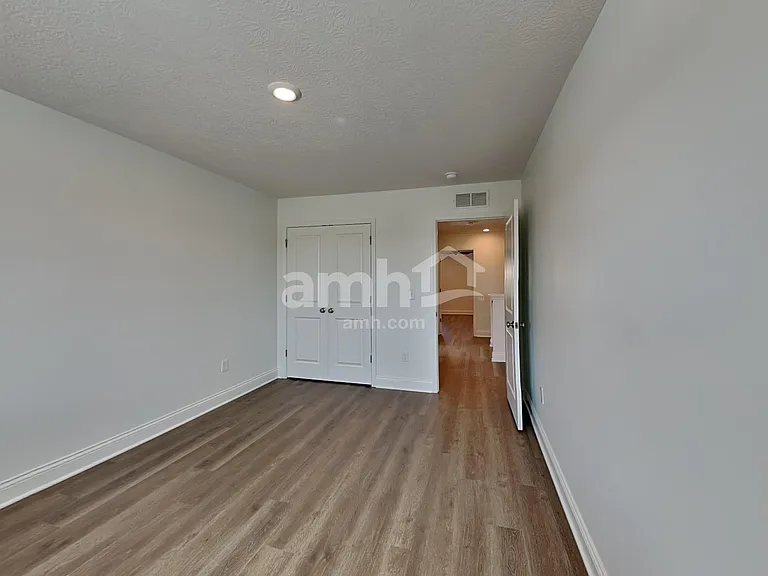 1373 Park Pl S — Photo 18