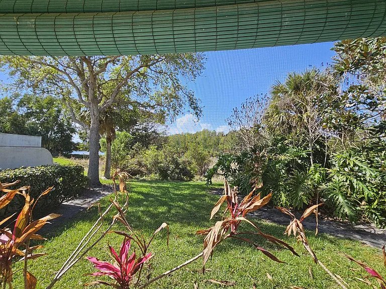 7960 SE Peppercorn Ct — Photo 23