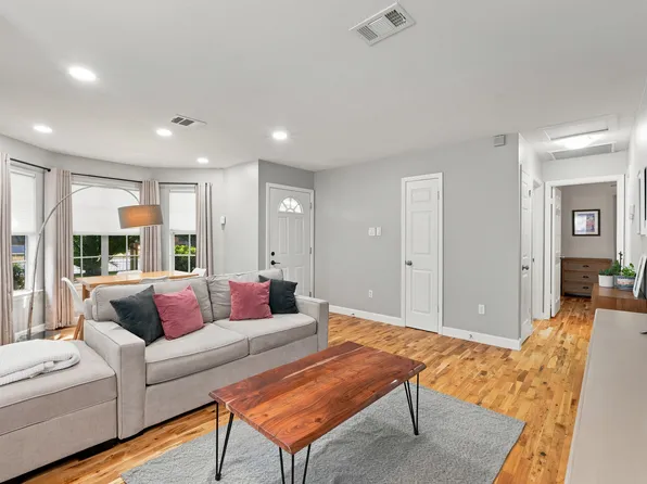3012 E 16th St, Austin, TX 78702