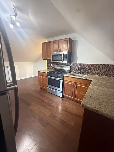 409 Bacheller Ave #2 Photo 1