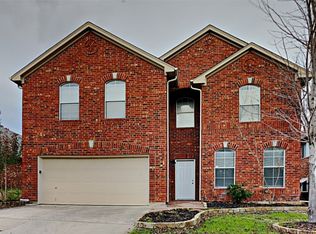 4833 Bridle Path Way, Fort Worth, TX 76244