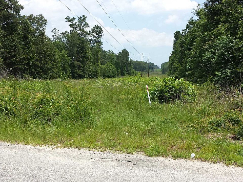 2nd image of 533 Meeting House Rd