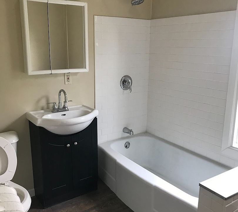 1st image of 770 Minnehaha Ave E APT 2
