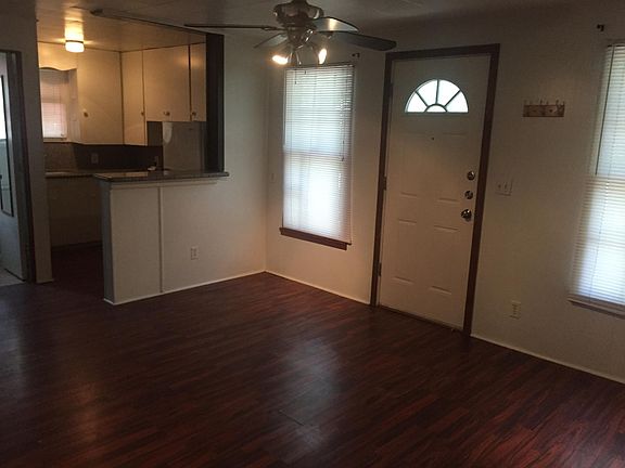 3rd image of 2636 Wayside Ave #B