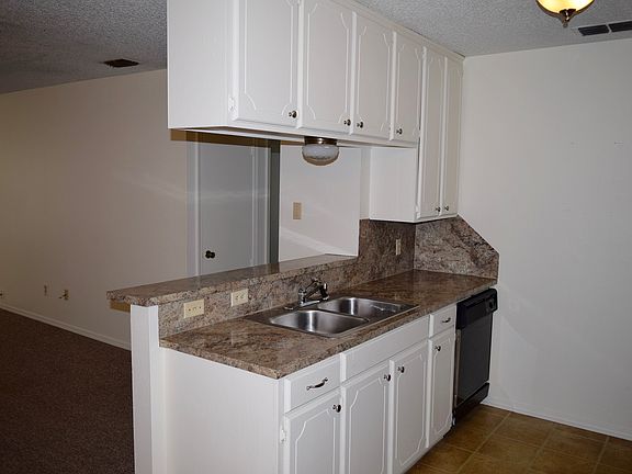 5th image of 10750 Kiamichi Dr