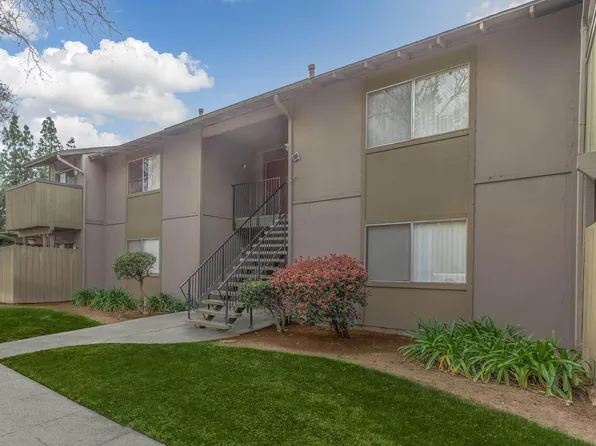 Lindsay Apartments, 1697 E Roberts Ave #115, Fresno, CA 93710