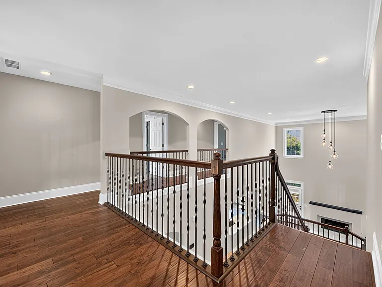 415 Wembley Cir — Photo 7