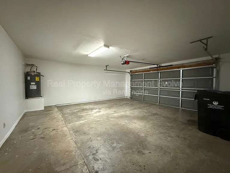 2950 E Mobile Ln — Photo 26